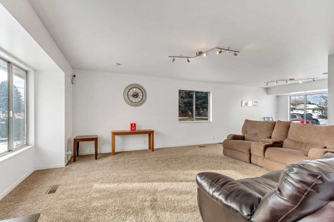 Large Room Near Uvu & Byu أوريم المظهر الخارجي الصورة